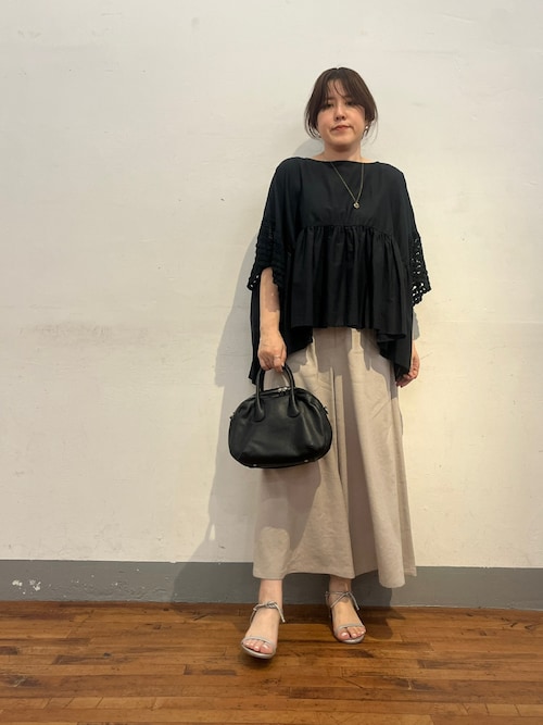 ソデクロシェブラウス