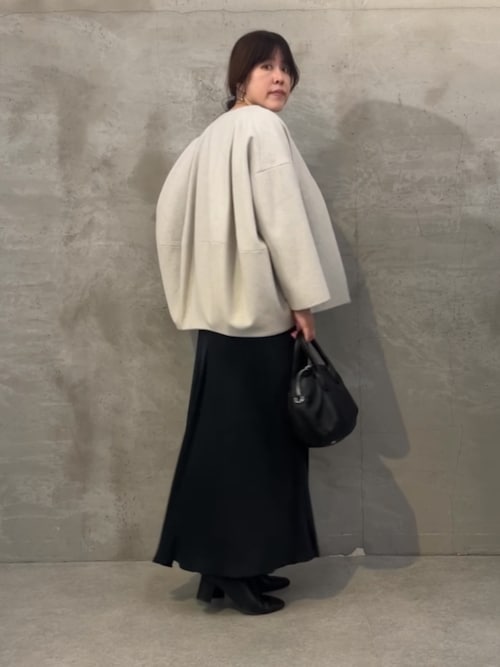 後ろぷっくりウールショートコート（ノーカラーコート