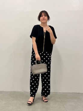 「BEARDSLEY（ビアズリー）のミニハンドバッグ（ハンドバッグ、グレー系）」を使った、sudohさん（レディース・160cm）の春コーディネート