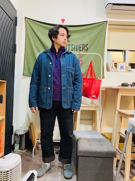 「amber（アンバー）のアイテム」を使った、Ú-Sêng Tânさん（メンズ・167cm）の冬コーディネート