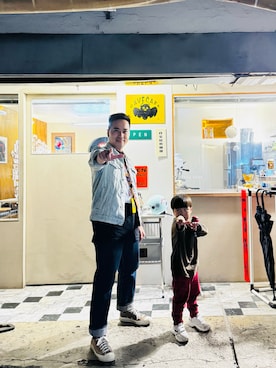 「アイテム（スニーカー）」を使った、Ú-Sêng Tânさん（メンズ・167cm）の冬コーディネート