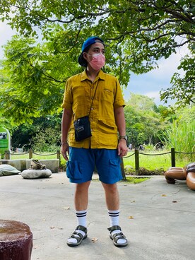 「SYNDRO（シンドロ）のアイテム」を使った、Ú-Sêng Tânさん（メンズ・167cm）の夏コーディネート