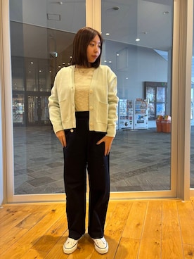 「アイテム（カーディガン/ボレロ、ホワイト系）」を使った、優美さん（レディース・155cm）の春コーディネート