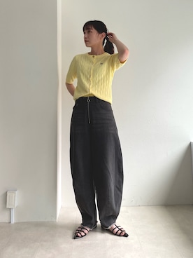 「fredy emue（フレディエミュ）のカーブデニムパンツ（デニムパンツ）」を使った、MIURAさん（レディース・158cm）の春コーディネート