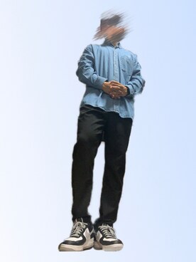 「NIKE（ナイキ）のNIKE AIR FORCE 1 LV8 EMB "KINGS"（スニーカー、ブラック系）」を使った、メガネさん（メンズ・171cm）の春コーディネート