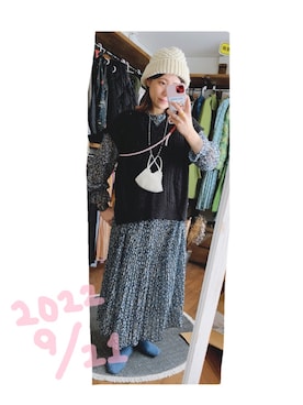 「ベスト×ワンピース」｜「アイテム（PC・スマホグッズ/家電）」を使った、こがさん（レディース・152cm）の秋コーディネート