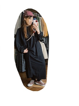 「黒ワンピ」｜「アイテム（PC・スマホグッズ/家電）」を使った、こがさん（レディース・152cm）の冬コーディネート