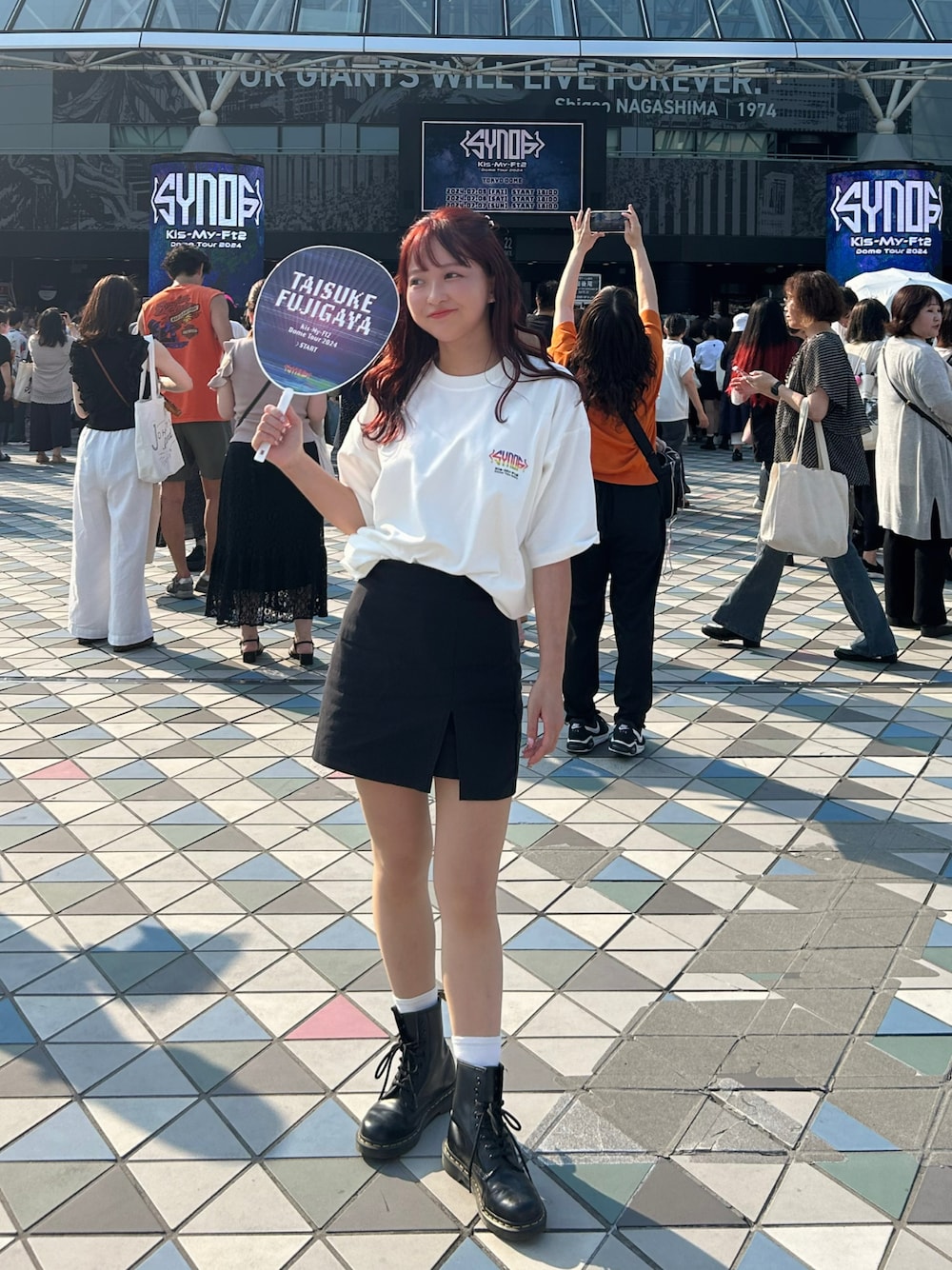 「ライブコーデ、ライブスタイル、ライブ参戦スタイル」｜「GUのアイテム（スカート、ブラック系）」を使った、kanon さん（レディース・161cm）の夏コーディネートの1枚目の写真