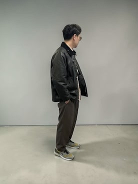 「AURALEE（オーラリー）のアイテム」を使った、tessy6021さん（メンズ・179cm）の春コーディネート