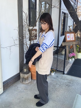 「rienda（リエンダ）のアイテム（ベスト、ベージュ系）」を使った、rumiさん（レディース・160cm）の春コーディネート