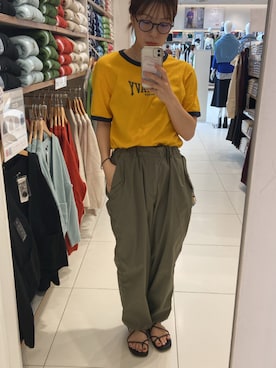 「usedのアイテム（Tシャツ/カットソー、オレンジ系）」を使った、rumiさん（レディース・160cm）の秋コーディネート