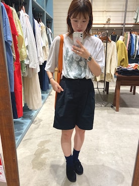 「MARGARET HOWELL（マーガレットハウエル）のアイテム（パンツ、ブラック系）」を使った、rumiさん（レディース・160cm）の秋コーディネート