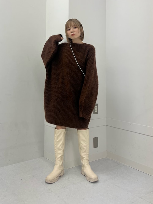 美品 ノーブル ふわふわ ボリューム ロングニット ニットミニワンピース セール】ボリュームニットミニワンピース（ワンピース）｜KBF