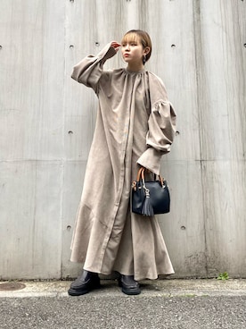 「RODE SKO」｜「アイテム（その他）」を使った、serikaさん（レディース・153cm）の冬コーディネート