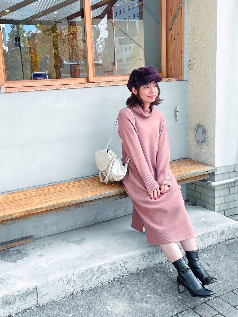 「ZARA、冬コーデ、GU、ユニクロ、ラフコーデ、ラクチンコーデ、ワンピースコーデ」｜「UNIQLOのアイテム（ワンピース、ピンク系）」を使った、ayakaさん（レディース・160cm）の秋コーディネートの1枚目の写真