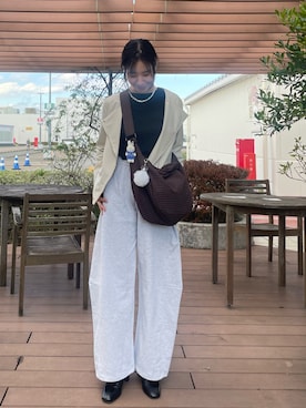 「アイテム（ピアス（両耳用））」を使った、eniさん（レディース・170cm）の秋コーディネート