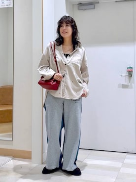 「GLOBAL WORK（グローバルワーク）のスペ軽お財布ショルダー2/580785（ショルダーバッグ、レッド系）」を使った、nonさんの夏コーディネート