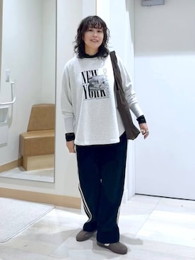 「GLOBAL WORK（グローバルワーク）のクリーンコーデュロイ/トラックパンツ/CLEAN MODE/589312（その他パンツ）」を使った、nonさん（レディース・166cm）の秋コーディネート