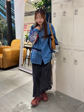 「アイテム（デニムスカート）」を使った、satsukiさん（レディース・157cm）の秋コーディネート