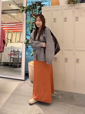 「アイテム（スカート、オレンジ系）」を使った、satsukiさん（レディース・157cm）の秋コーディネート