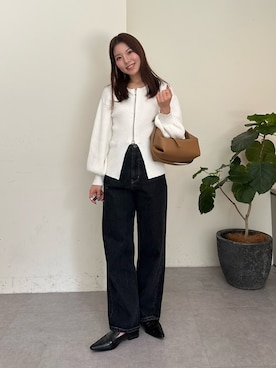 「CAPRICIEUX LE'MAGE（カプリシューレマージュ）のロールハンドルバッグ（ショルダーバッグ、イエロー系）」を使った、misaki_lemageさん（レディース・158cm）の冬コーディネート