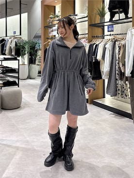 「LOWRYS FARM（ローリーズファーム）のアイテム（ワンピース）」を使った、hinaさん（レディース・156cm）の秋コーディネート