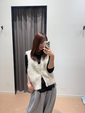 「LOWRYS FARM（ローリーズファーム）の【接触冷感・UVカット】カットイージードロストパンツ 1044353（スウェットパンツ、グレー系）」を使った、hinaさん（レディース・156cm）の夏コーディネート