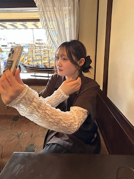 「LOWRYS FARM（ローリーズファーム）のハイウエストバギーデニム 637569（デニムパンツ、ブラック系）」を使った、hinaさん（レディース・156cm）の春コーディネート