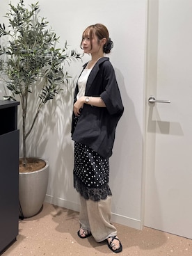 「LOWRYS FARM（ローリーズファーム）のワイドストレートデニムパンツ　607883（デニムパンツ、ベージュ系）」を使った、hinaさん（レディース・156cm）の夏コーディネート