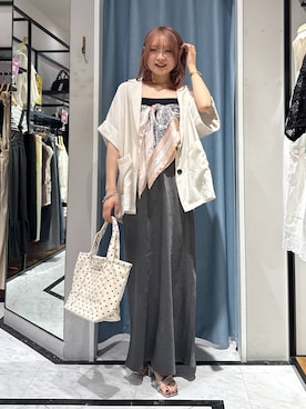 「スカーフ」｜「アイテム（ジャケット/アウター）」を使った、hinaさん（レディース・156cm）の夏コーディネート