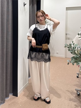 「LOWRYS FARM（ローリーズファーム）のカットイージーコクーンパンツ　292362（スウェットパンツ、ホワイト系）」を使った、hinaさん（レディース・156cm）の夏コーディネート