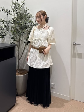 「LOWRYS FARM（ローリーズファーム）のカットギャザーロングスカート 637573（スカート、ブラック系）」を使った、hinaさん（レディース・156cm）の夏コーディネート