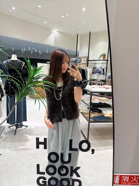 「LOWRYS FARM（ローリーズファーム）のアイテム（ベスト）」を使った、hinaさん（レディース・156cm）の夏コーディネート