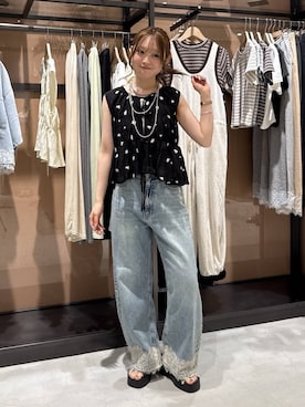 「LOWRYS FARM（ローリーズファーム）のレースデニム　601055（デニムパンツ、ブルー系）」を使った、hinaさん（レディース・156cm）の夏コーディネート
