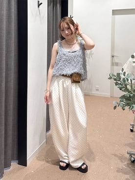 「LOWRYS FARM（ローリーズファーム）のカットイージーコクーンパンツ　292362（スウェットパンツ、ホワイト系）」を使った、hinaさん（レディース・156cm）の夏コーディネート