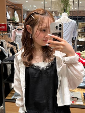 「LOWRYS FARM（ローリーズファーム）のソウバリスクエアタンクトップ　294378（タンクトップ、シルバー系）」を使った、hinaさん（レディース・156cm）の夏コーディネート