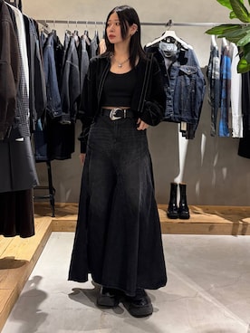 「PAGEBOY（ページボーイ）のドロストスリーブショートシャツ（シャツ/ブラウス、ブラック系）」を使った、Ruuさん（レディース・158cm）の秋コーディネート