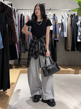 「PAGEBOY（ページボーイ）の【2WAY仕様】スタッズミニボストンバッグ（ショルダーバッグ、ブラック系）」を使った、Ruuさん（レディース・158cm）の夏コーディネート