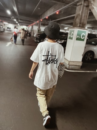 Stussy スカジャン ブラック ピンク 2025年最新】STUSSY