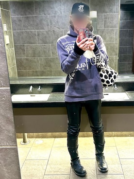 「666（シックスシックスシックス）のアイテム」を使った、luvsk8さん（メンズ・183cm）の冬コーディネート