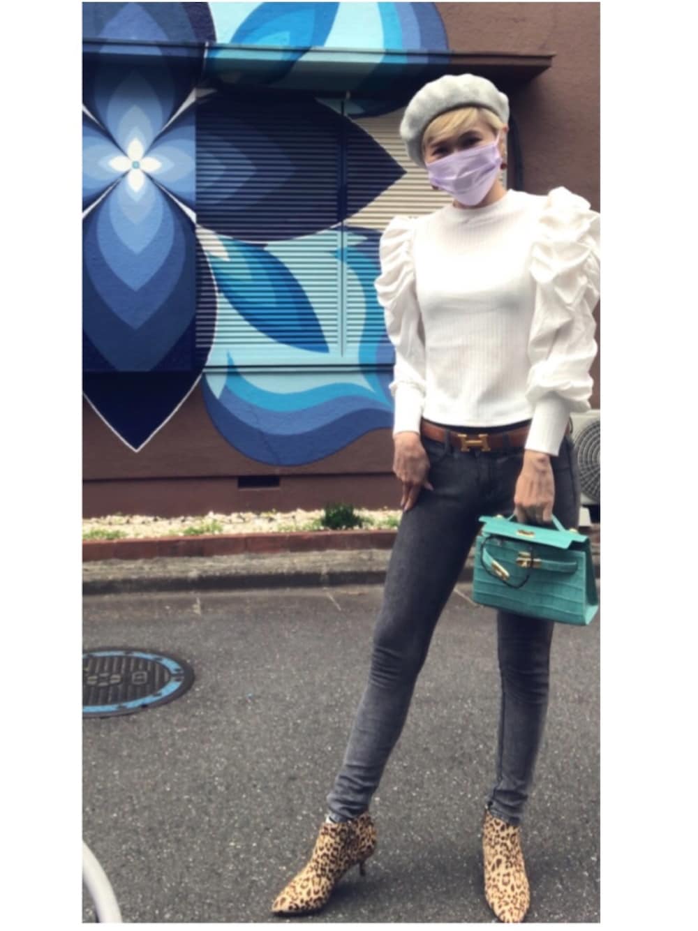 「オトナカジュアル、ブーティ」｜「HERMESのアイテム（ベルト、ブラウン系）」を使った、naoさん（レディース・170cm）の春コーディネートの1枚目の写真