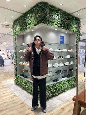 「アイテム（ダウンジャケット/コート、レッド系）」を使った、0706okamutsukingさん（メンズ・183cm）の秋コーディネート