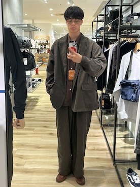 「アイテム（その他アウター、ブラウン系）」を使った、0706okamutsukingさん（メンズ・183cm）の秋コーディネート