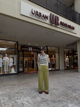 「アイテム（キャミソール、グリーン系）」を使った、ひかるさん（レディース・163cm）の秋コーディネート