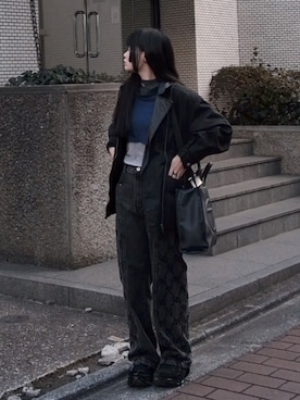 「アイテム（ライダースジャケット）」を使った、小森リオさん（レディース・164cm）の秋コーディネート