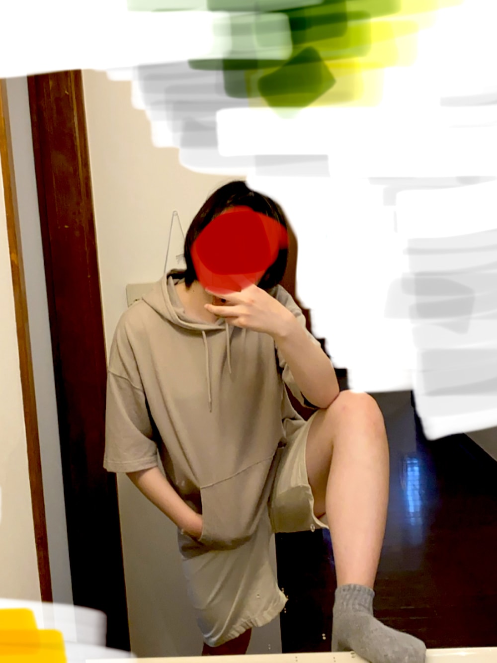 「夏コーデ、GUコーデ、ハーフパンツ、白パンツ、楽チンコーデ、ホワイト、プチプラ、パーカー、ラフ、ボーイッシュ」｜「GUのアイテム（パーカー、ベージュ系）」を使った、くうやさん（レディース・160cm）の夏コーディネートの1枚目の写真