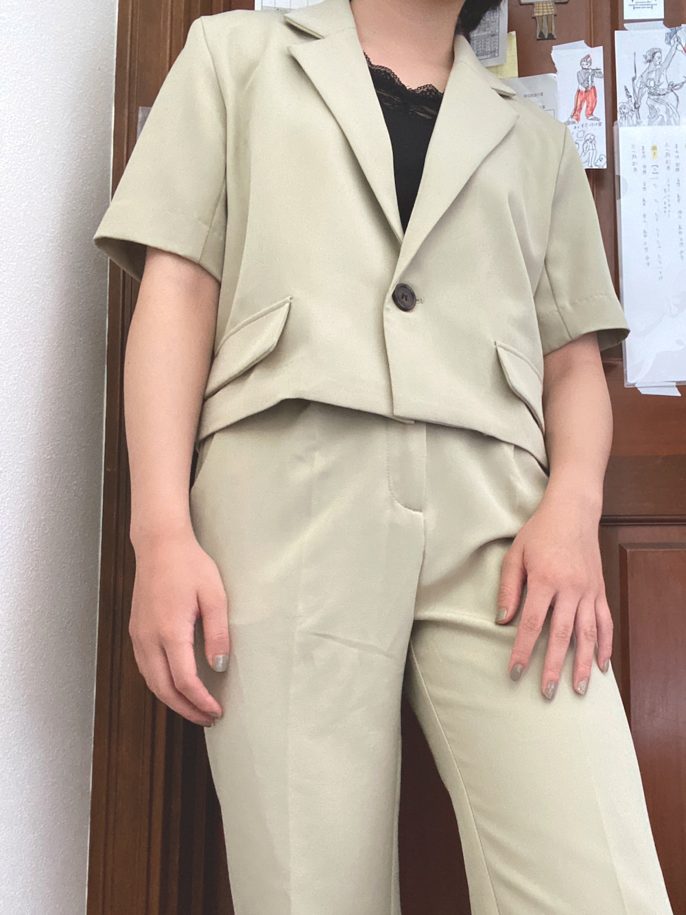 「夏コーデ、パンツコーデ、セットアップ、グリーン、シンプルコーデ、ワントーンコーデ、きれいめカジュアル、大人女子、いいね、save、フォローお願いします🤑、キレイめ、ラフコーデ、夏セールで買いました、ゆるコーデ、リラックススタイル」｜「INGNIのセンタープレスセミフレア／パンツ（スラックス、グリーン系）」を使った、くうやさん（レディース・160cm）の夏コーディネートの1枚目の写真