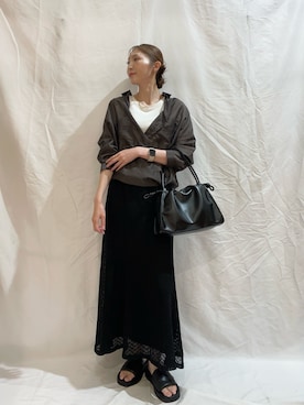 「ITEMS URBANRESEARCH（アイテムズ アーバンリサーチ）のシアーポケットスキッパーシャツ（シャツ/ブラウス、グレー系）」を使った、aoiさん（レディース・162cm）の夏コーディネート