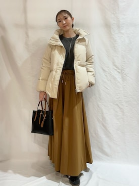 「ITEMS URBANRESEARCH（アイテムズ アーバンリサーチ）のウエストギャザースカート（スカート）」を使った、aoiさん（レディース・162cm）の秋コーディネート