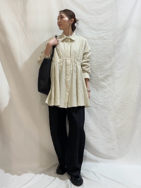 「ITEMS URBANRESEARCH（アイテムズ アーバンリサーチ）のデニムコクーンパンツ（デニムパンツ、ブラック系）」を使った、aoiさん（レディース・162cm）の春コーディネート